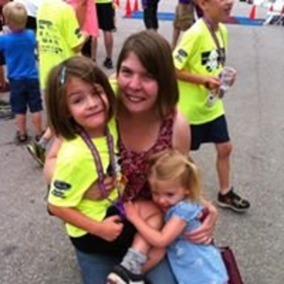 Meet your Posher, Heidi - Picture 1 of 1